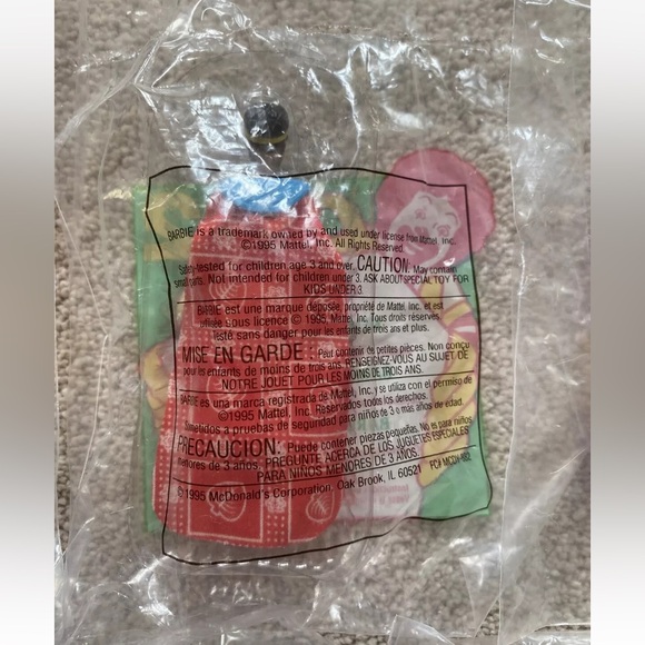 Vintage McDonald’s International Barbie Happy Meal Toy 1995 - Picture 8 of 13